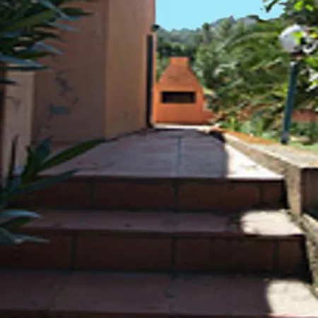 Villa Degli Angeli *